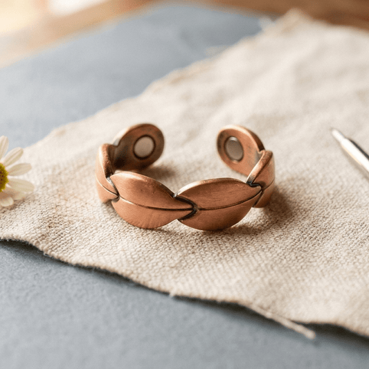 Aviora Bind Copper Ring