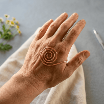 Aviora Flow Copper Hand Spiral