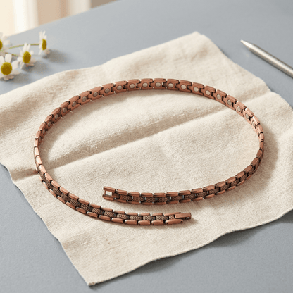 Aviora Haze Copper Necklace